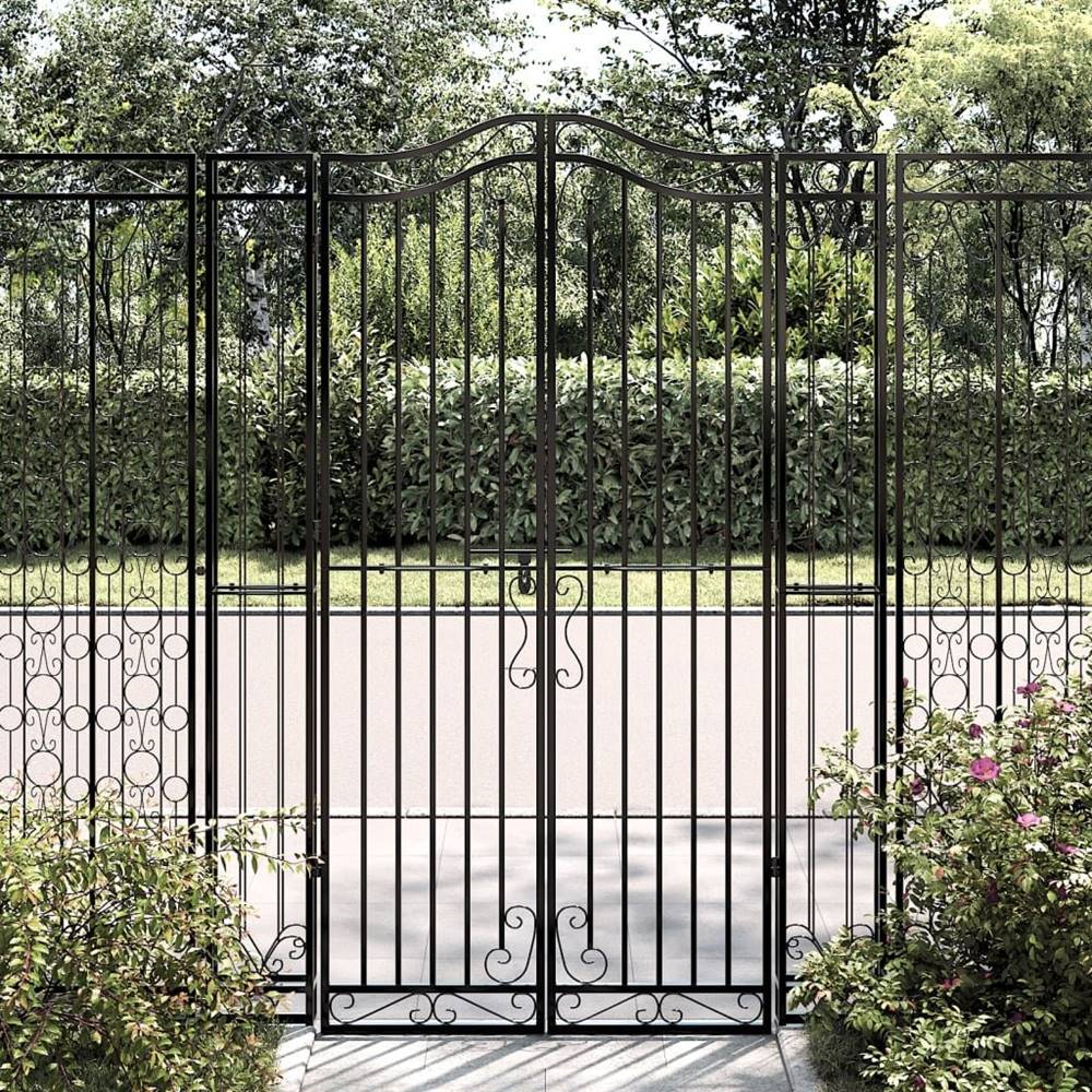 Petromila   Záhradná brána čierna 121x8x180 cm kované železo značky Petromila